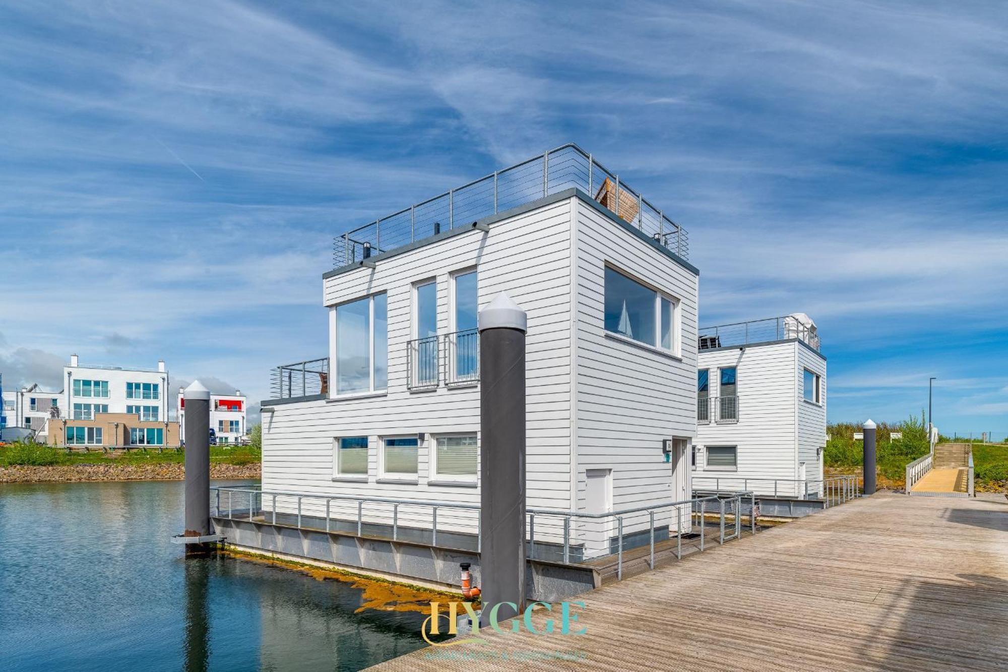 Schwimmendes Haus - An Bord Zwei Hotel Olpenæs Eksteriør billede